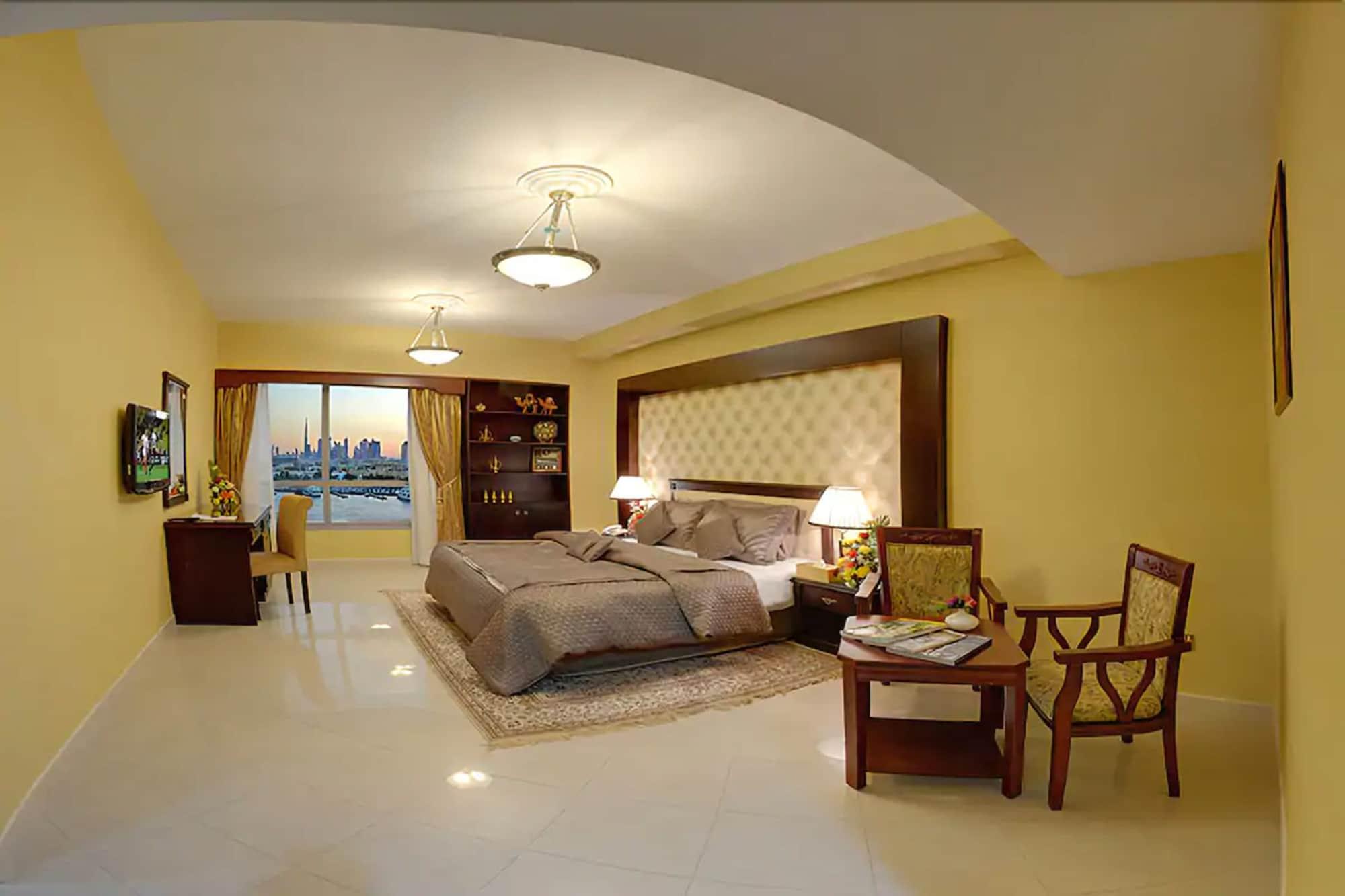 Deira Suites Deluxe Hotel Suites Dubai Exterior photo