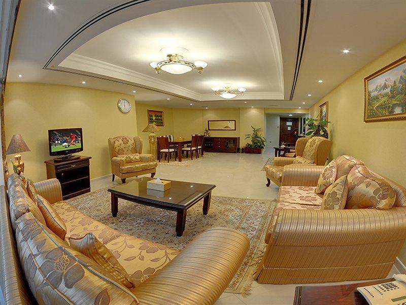 Deira Suites Deluxe Hotel Suites Dubai Exterior photo