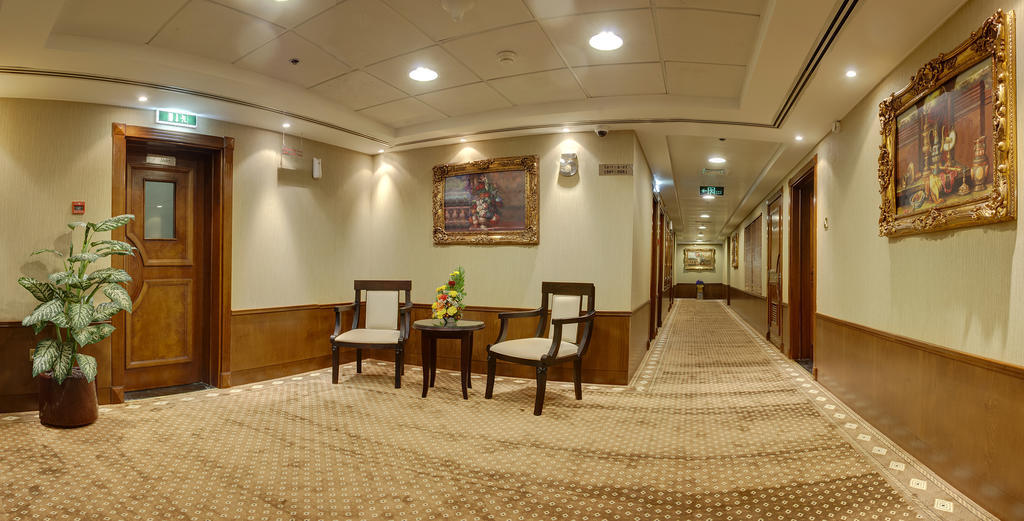 Deira Suites Deluxe Hotel Suites Dubai Exterior photo